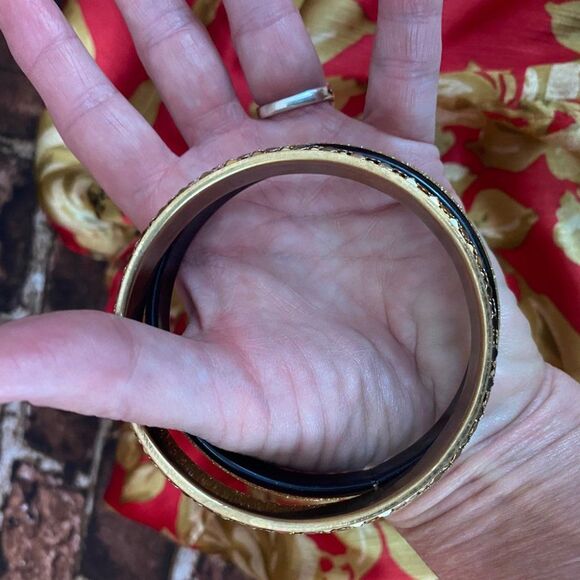 Gold Bangle Bracelets Set of Two Size Small Medium - Picture 6 of 6